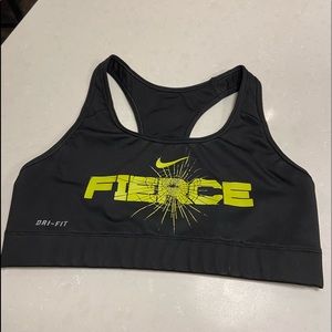 nike pro sports bra